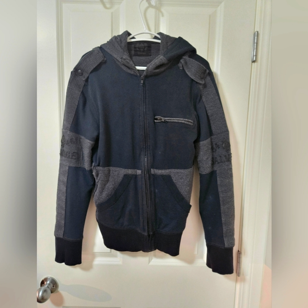 Savage mens hoodie high quality thick mens small fits like medium